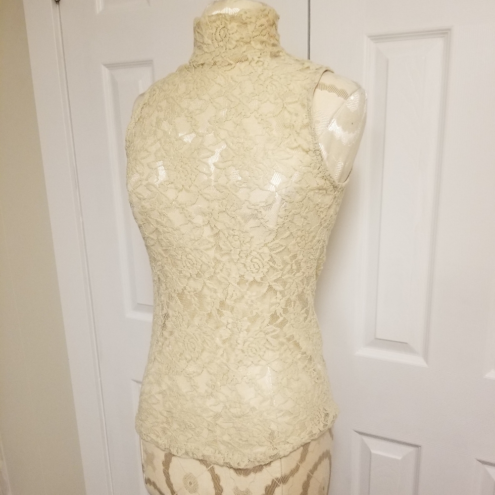 Ivory Lace Mock Neck Sleeveless Top - C'est Moi